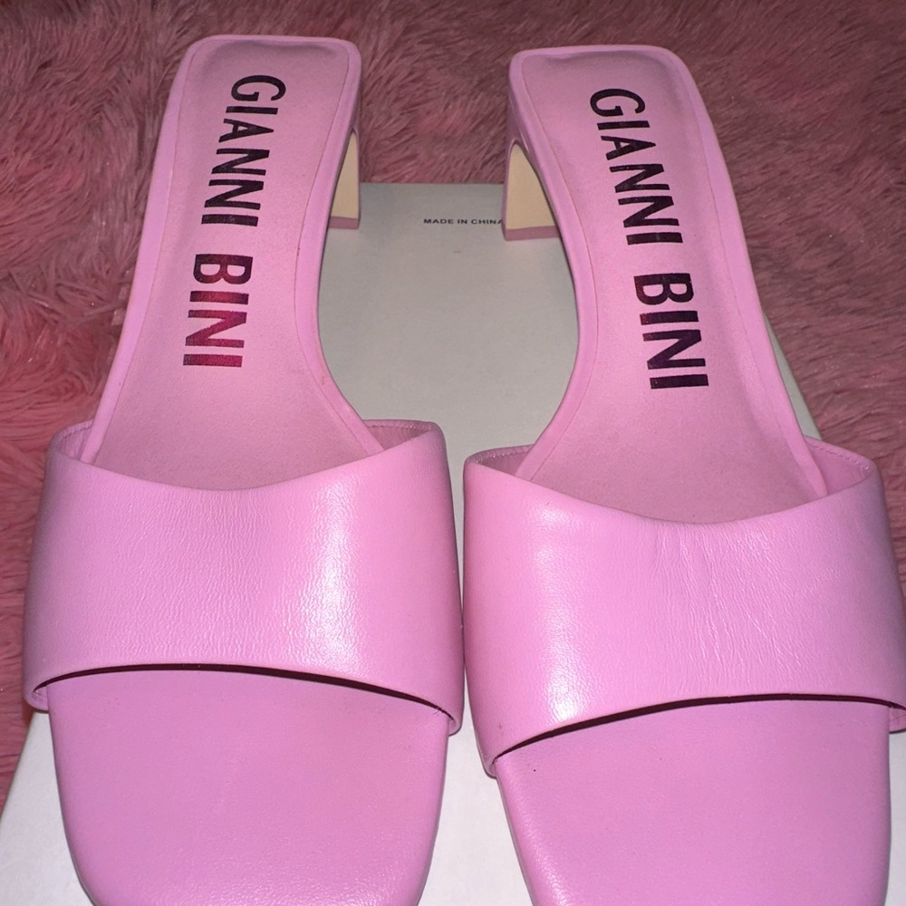 Gianni Bini Purple Slide Sandals with Glossy Finish
